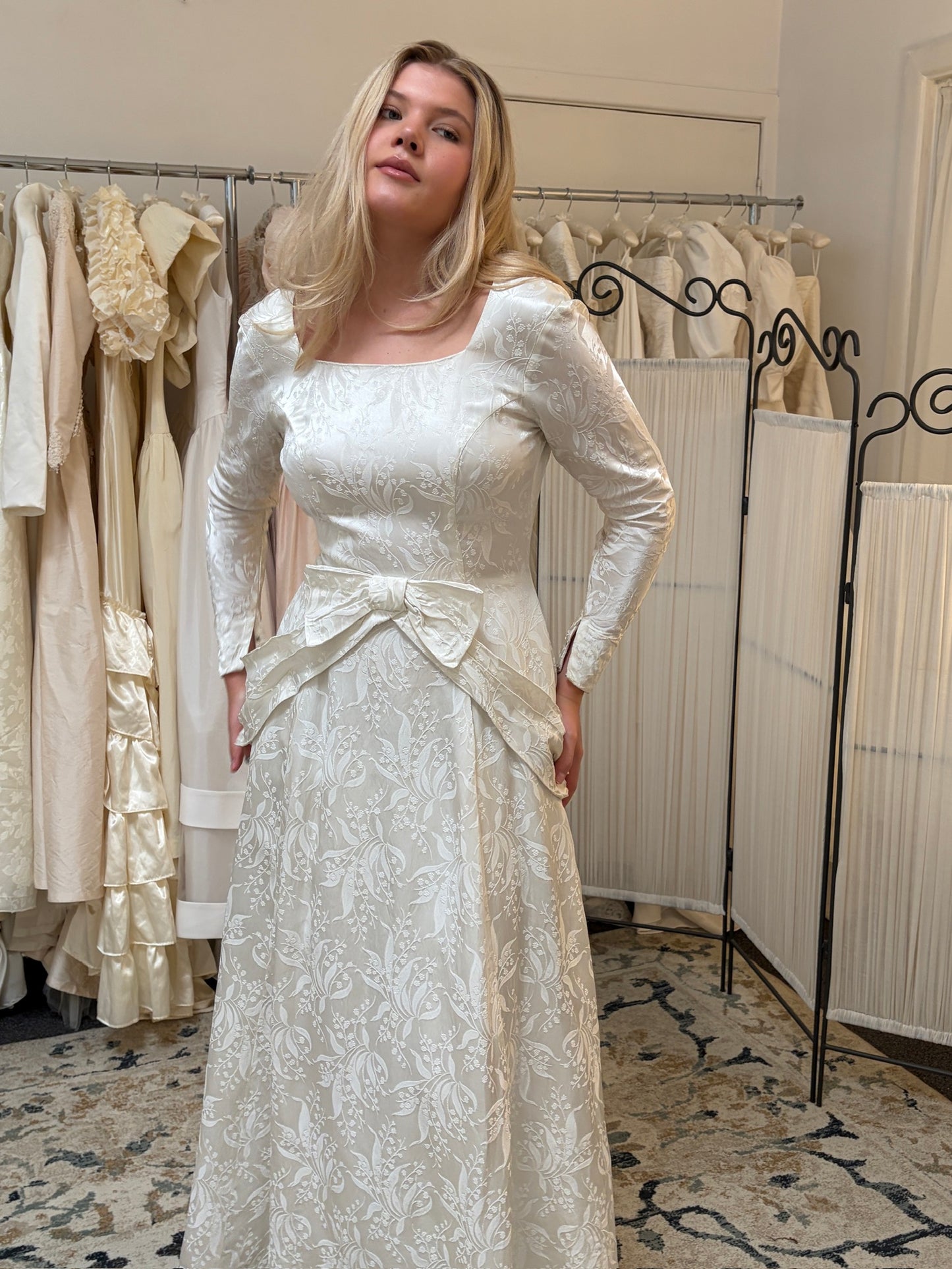 Vintage 60s Ivory drop waist long sleeve wedding gown with bow detail