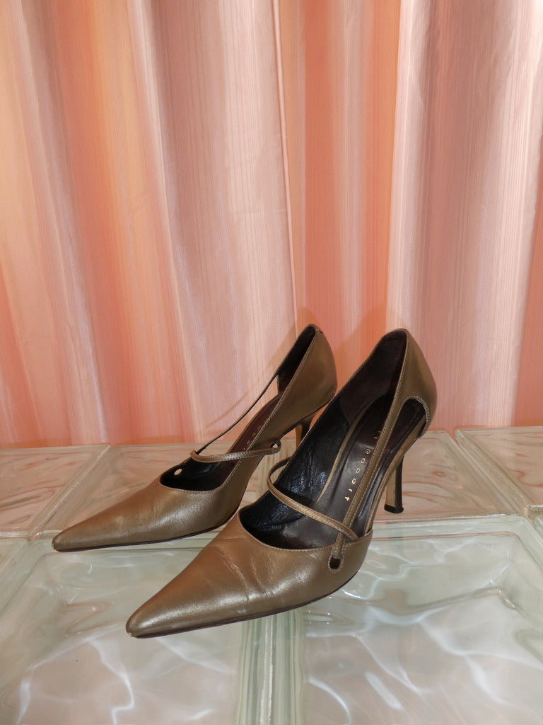 Bronze leather pointed toe pumps size 37.5