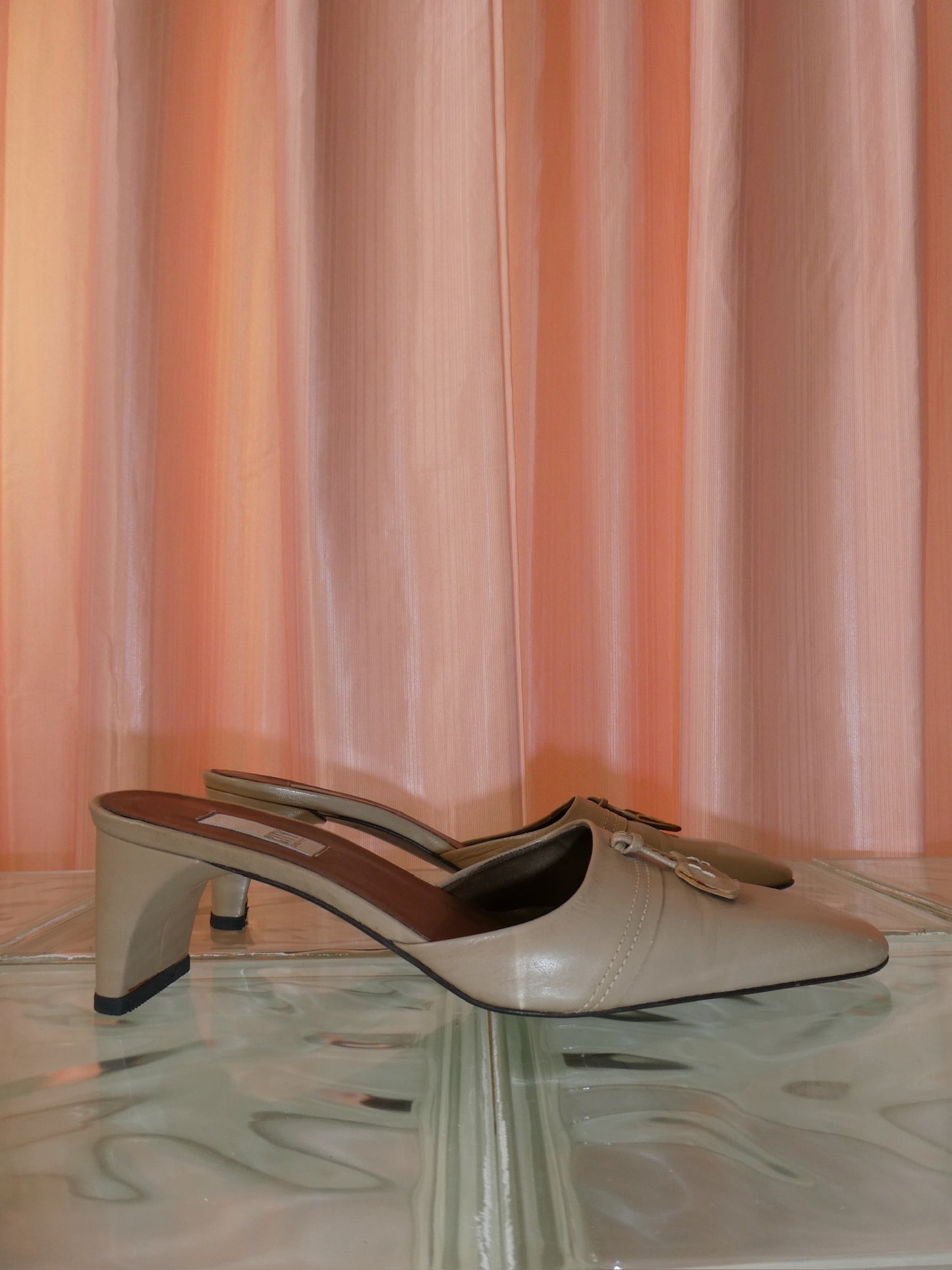 DKNY City beige mules with tassel size 39