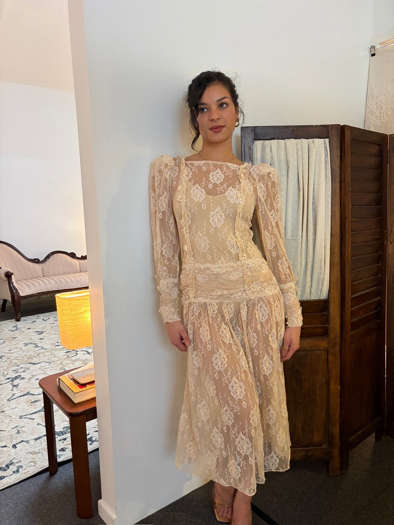 Vintage 80s drop waist long sleeve blush lace midi dress – Mondo Archive