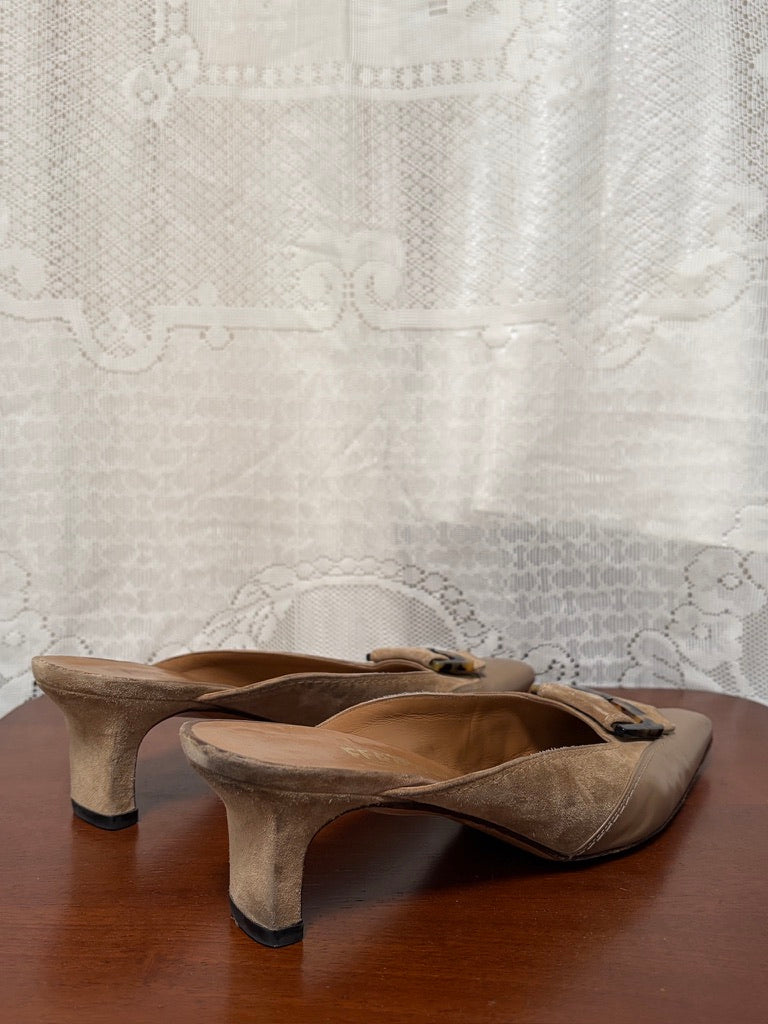 Vintage Salvatore Ferragamo suede buckle pointed toe kitten heels