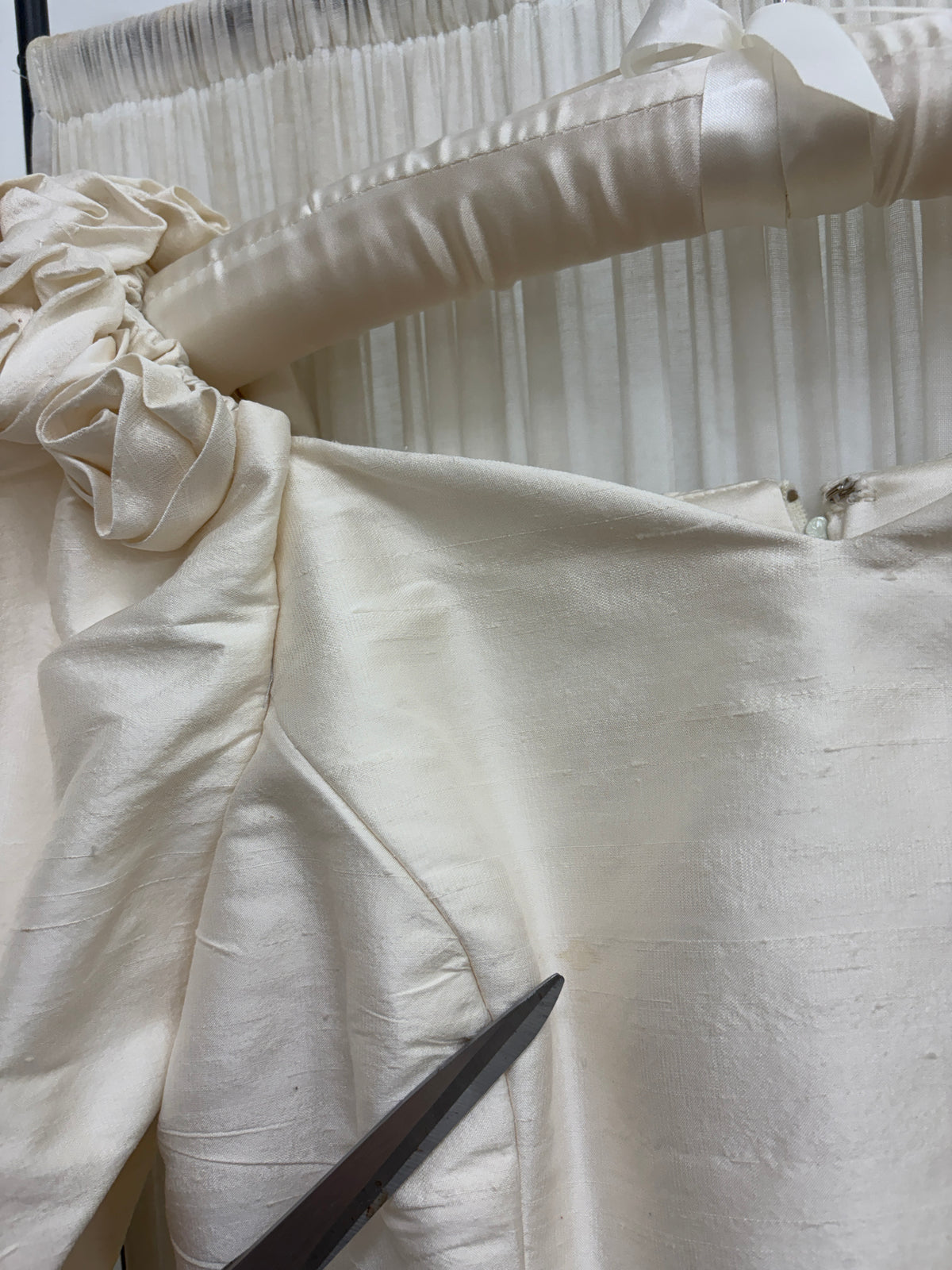 Vintage 90s silk dupion long sleeve rosette wedding gown with detachable train