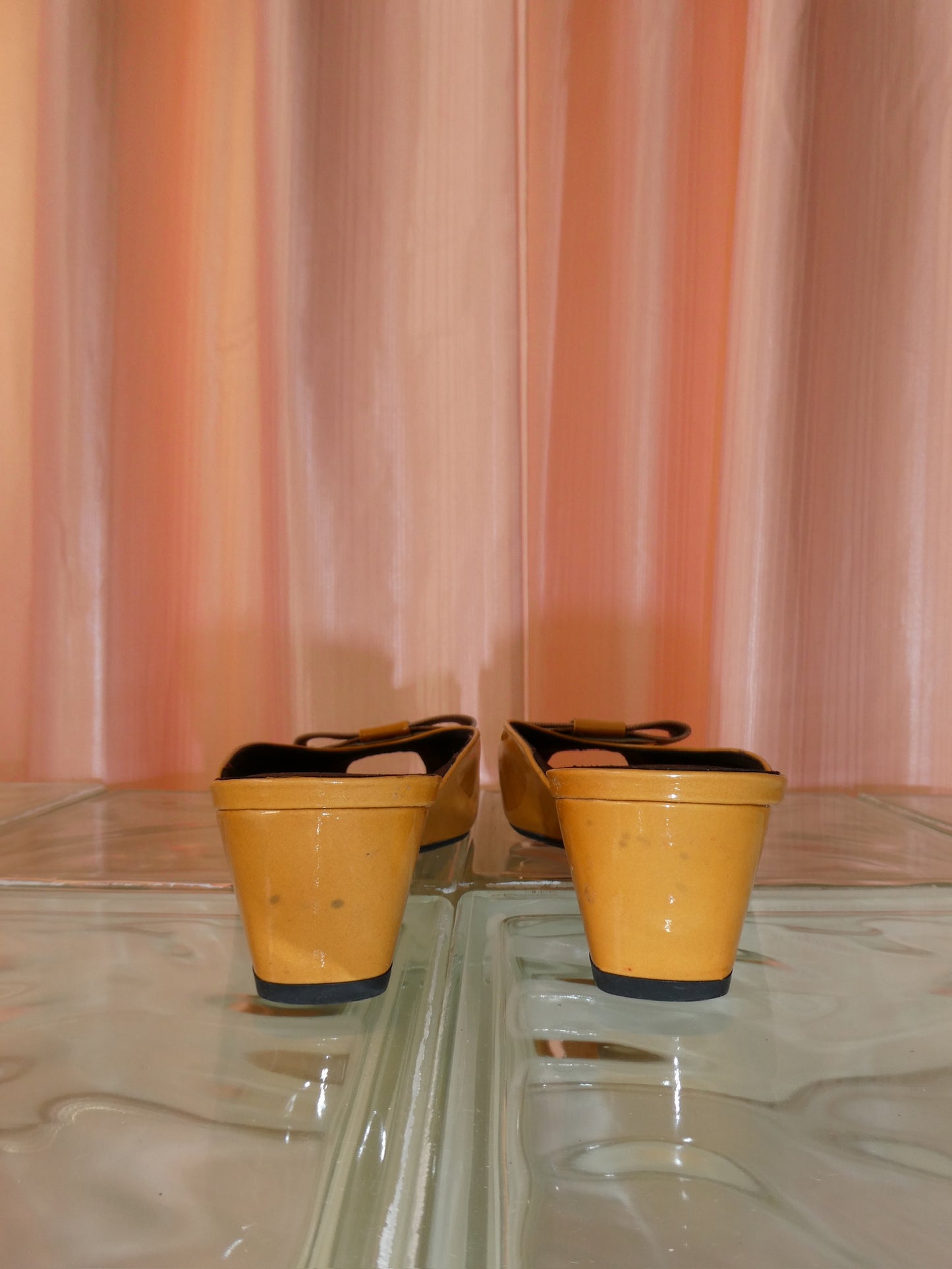 Stuart Weitzman for Russel & Bromley tan kitten heel mules with bow size 36