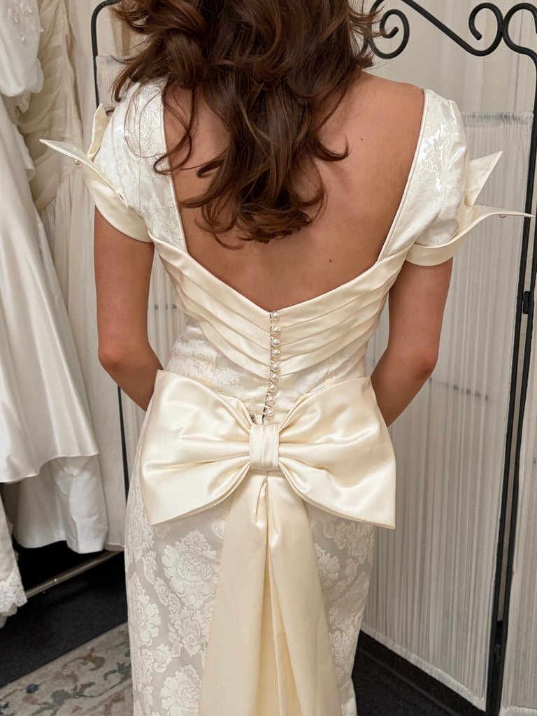 Vintage 90s jacquard column wedding dress with detachable train
