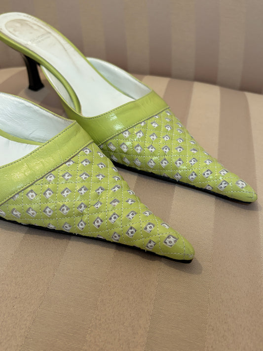 Vintage 00s lime green italian pointed toe kitten heels