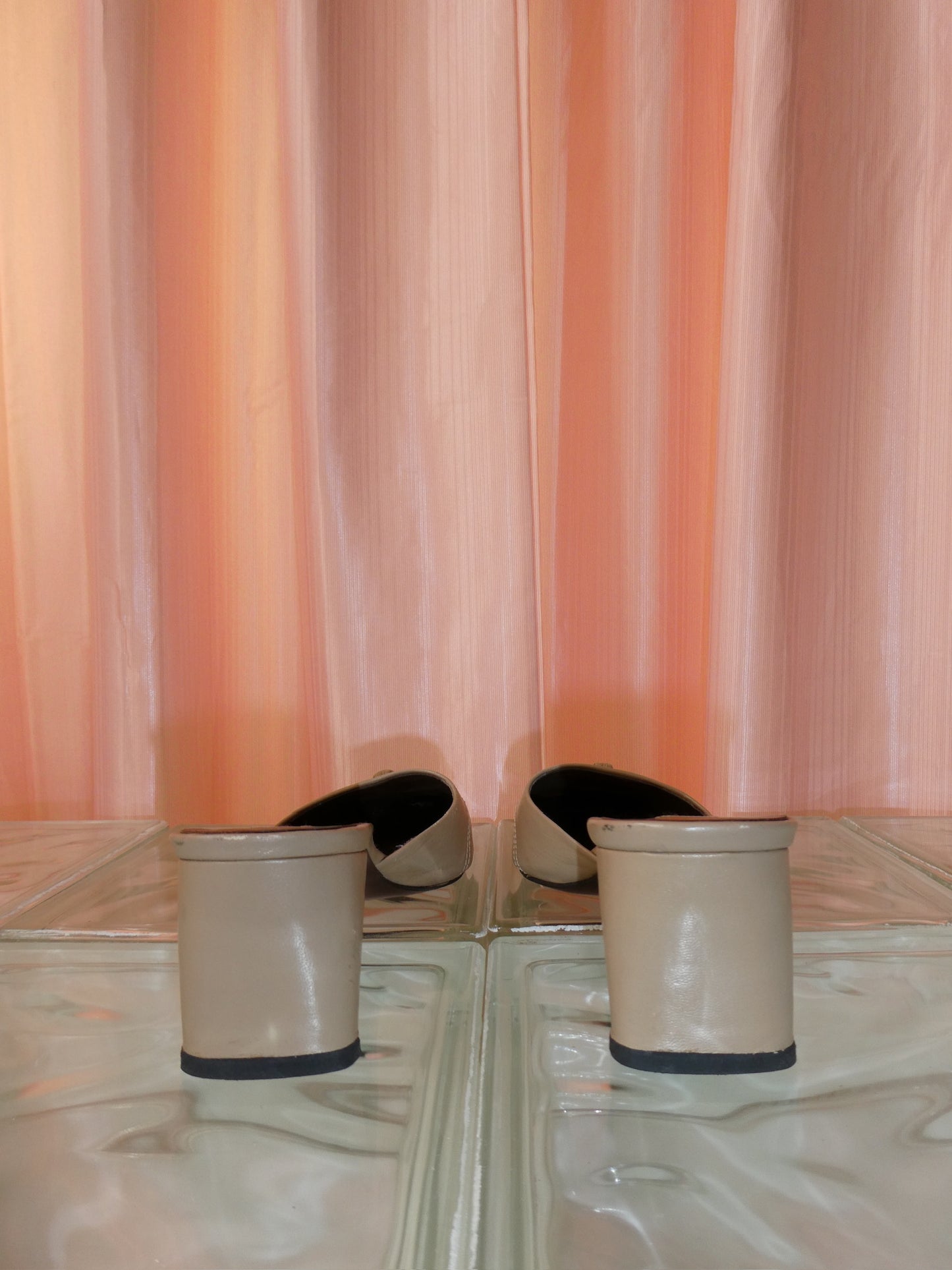 DKNY City beige mules with tassel size 39