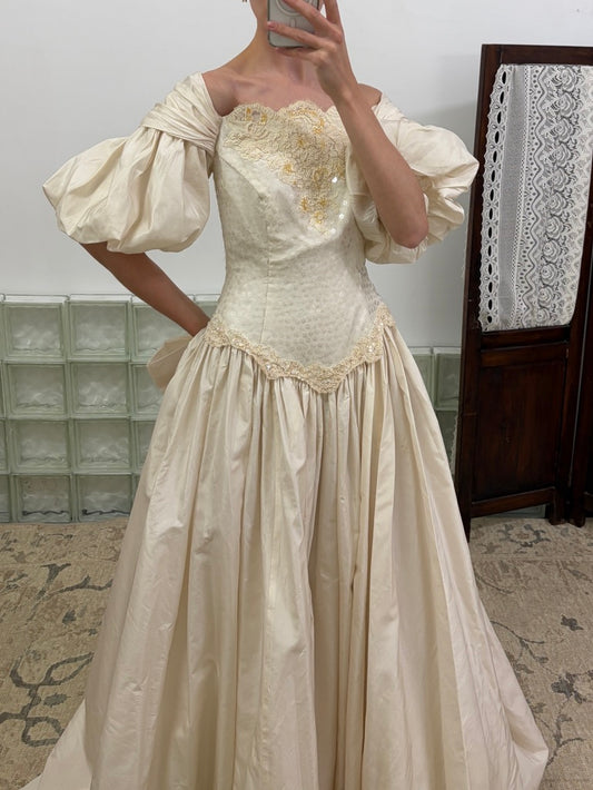 Vintage 80s silk taftetta drop waist princess wedding gown with train