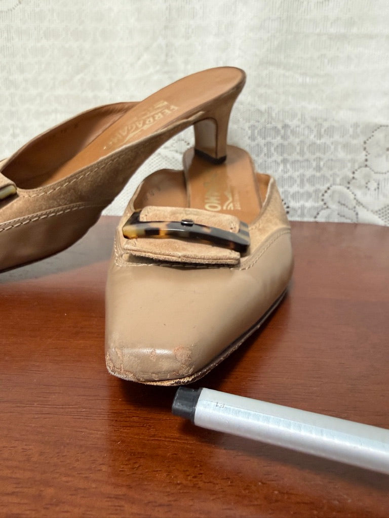 Vintage Salvatore Ferragamo suede buckle pointed toe kitten heels