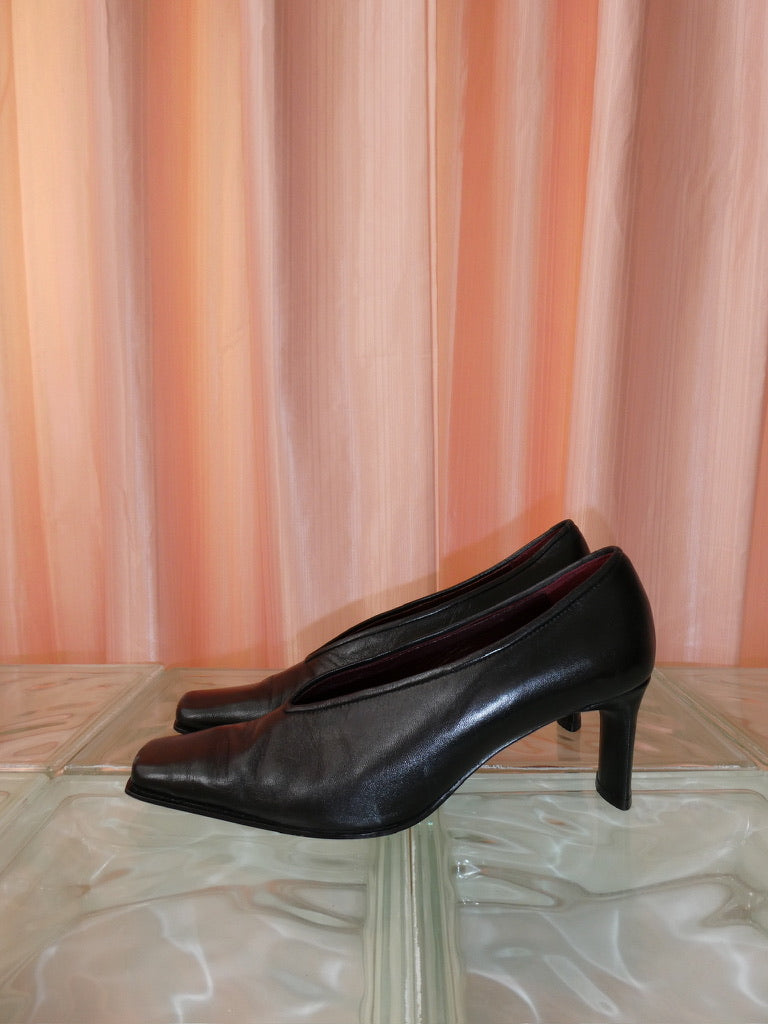 Mina Martini black leather square toe heels size 37.5