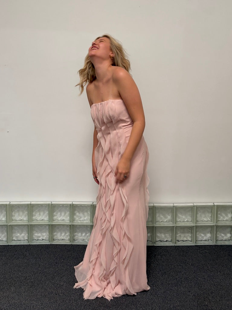 Vintage y2k Vera Wang pink cascading ruffle evening gown