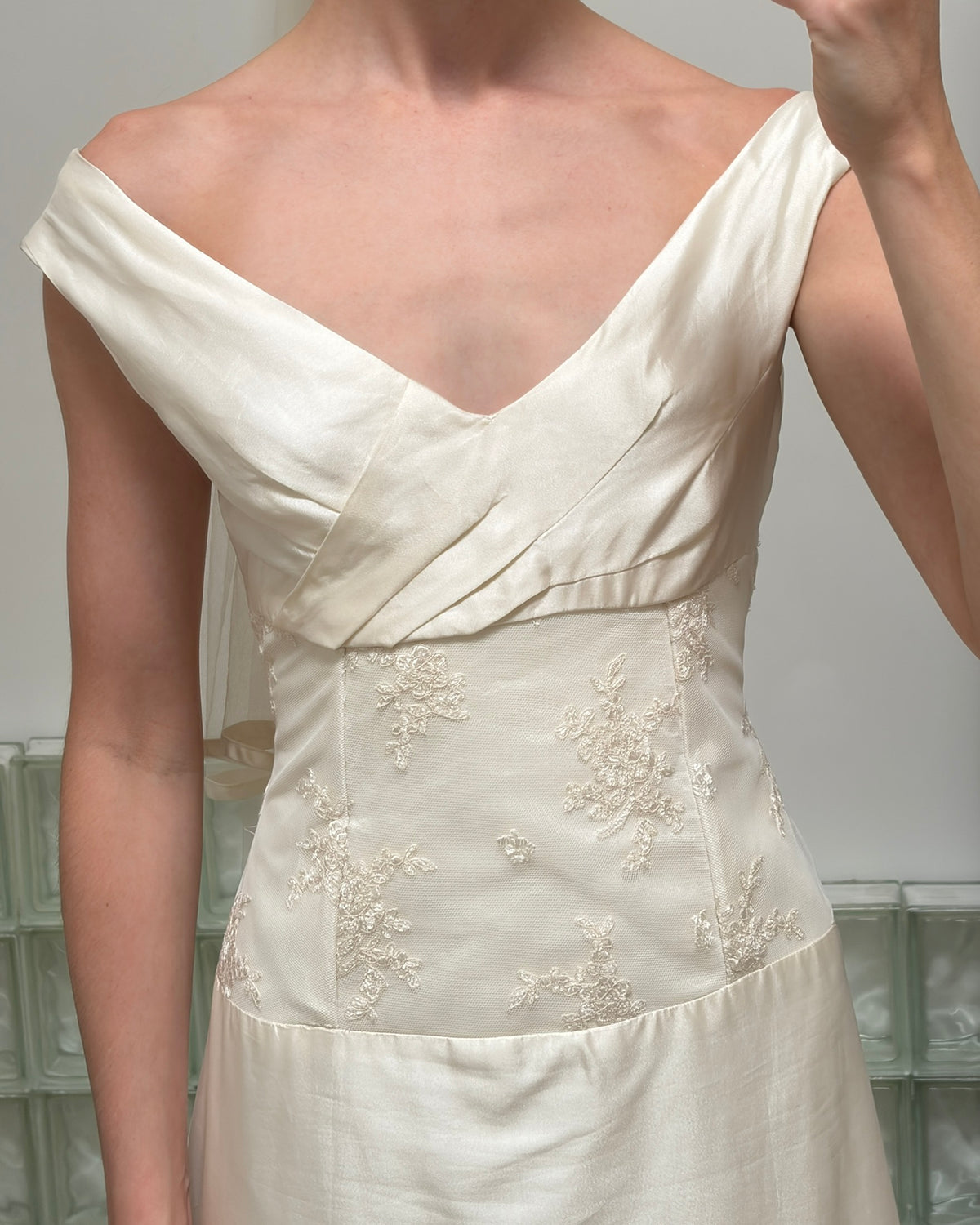 Vintage 90s pure silk wide v neck wedding gown with train
