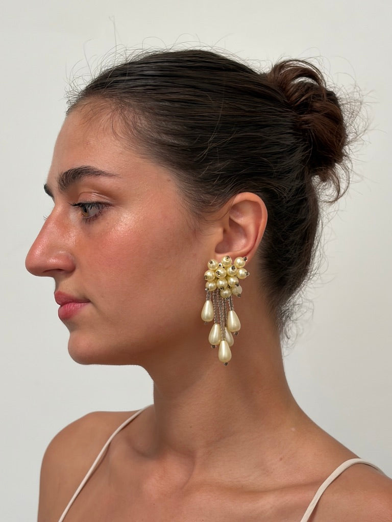 Vintage 80s beaded pearl chandelier statement stud earrings