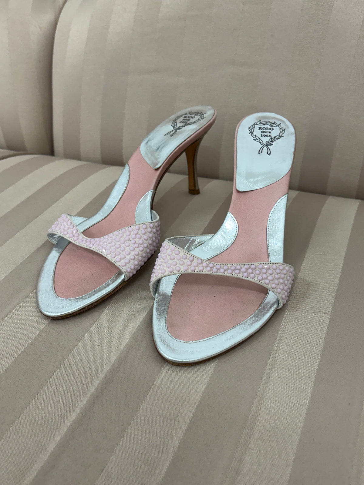 Vintage 90s Rodo baby pink embellished mule heels