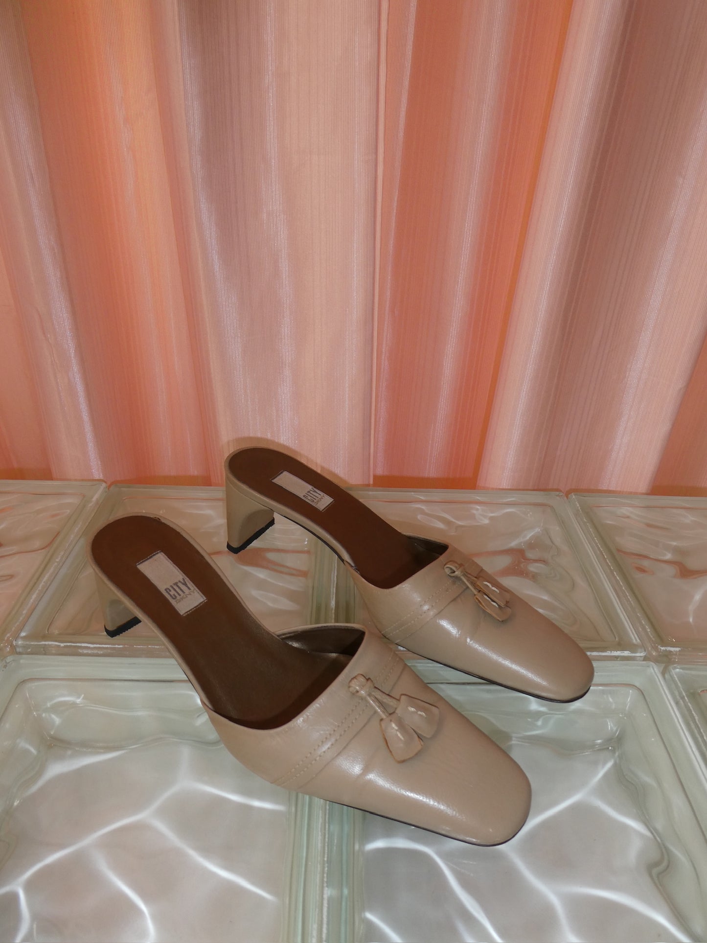 DKNY City beige mules with tassel size 39
