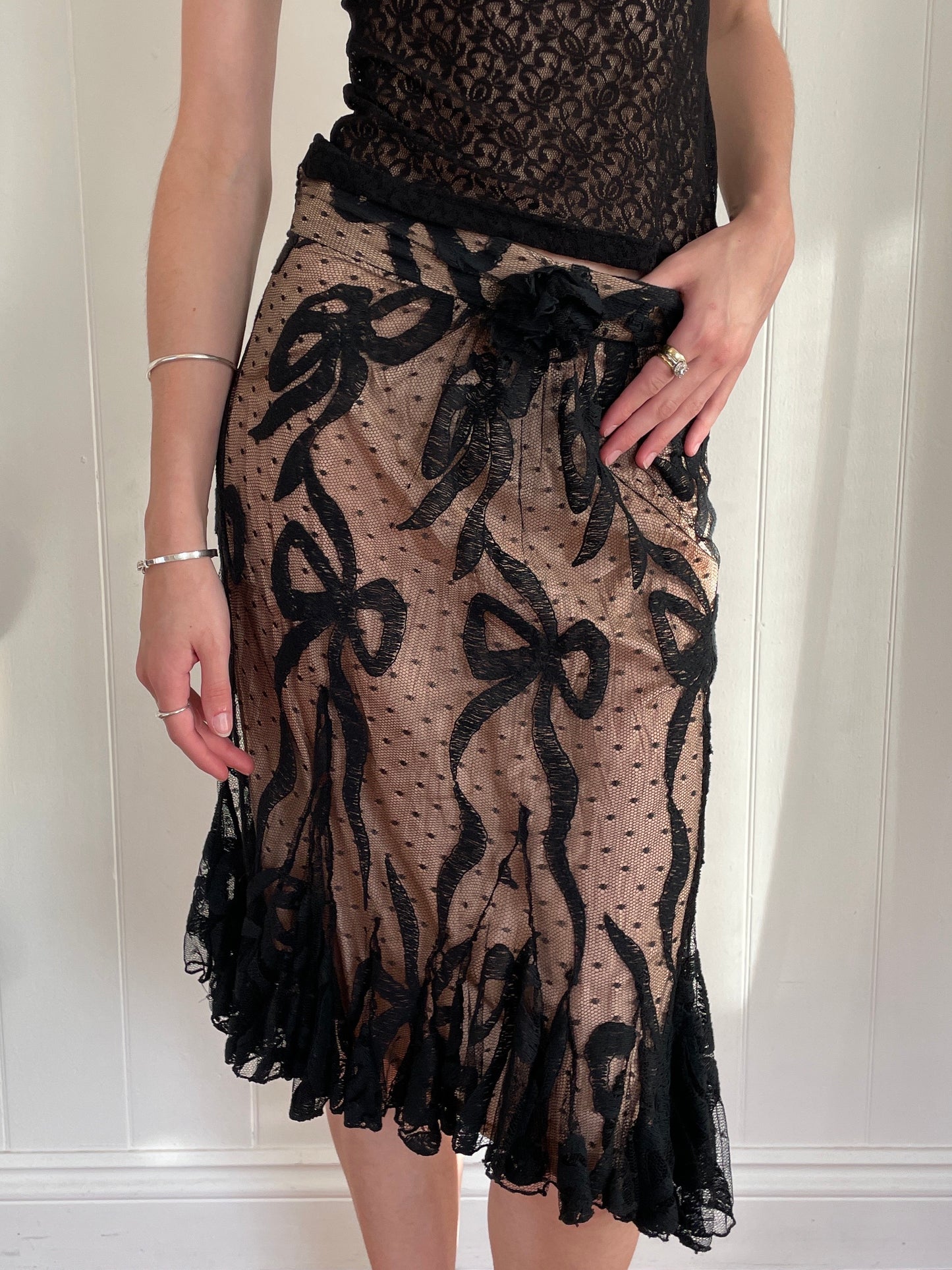 Vintage FW 2007 Trelise Cooper lace bow skirt