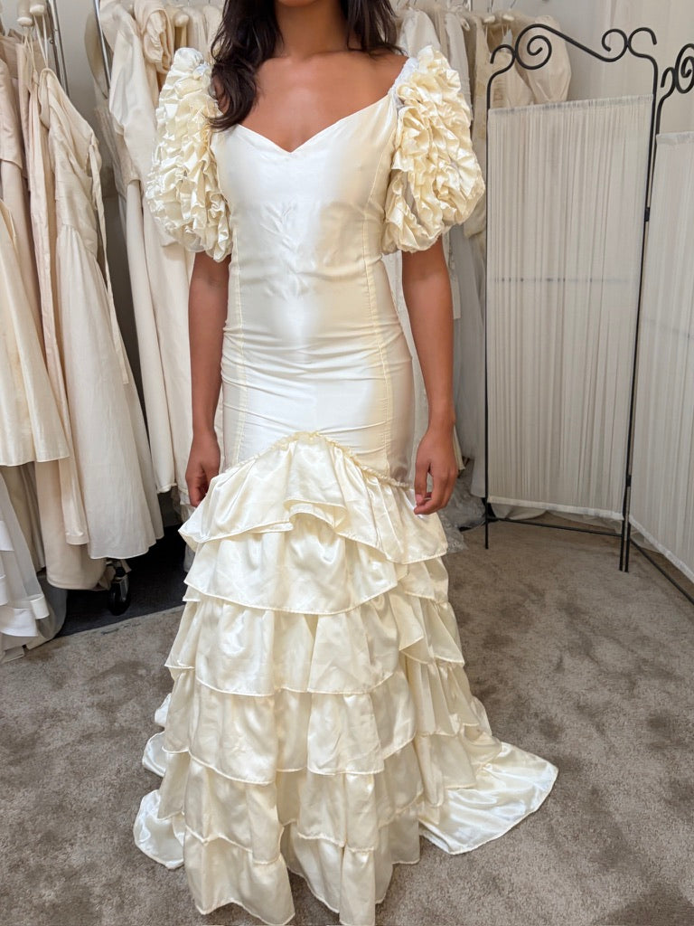 Vintage 00s cream satin drop waist tiered wedding dress