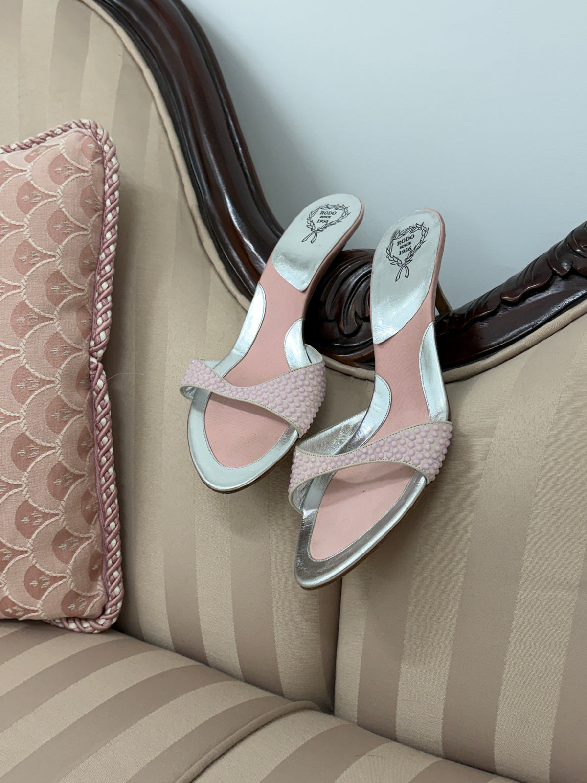 Vintage 90s Rodo baby pink embellished mule heels