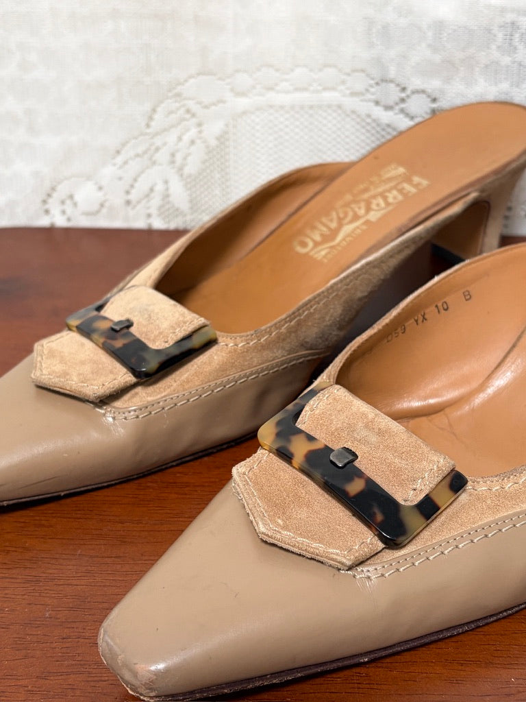 Vintage Salvatore Ferragamo suede buckle pointed toe kitten heels