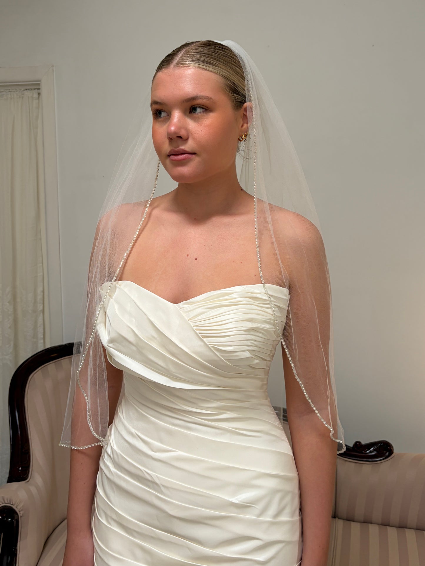 Vintage y2k ivory elbow veil with rhinestone edging