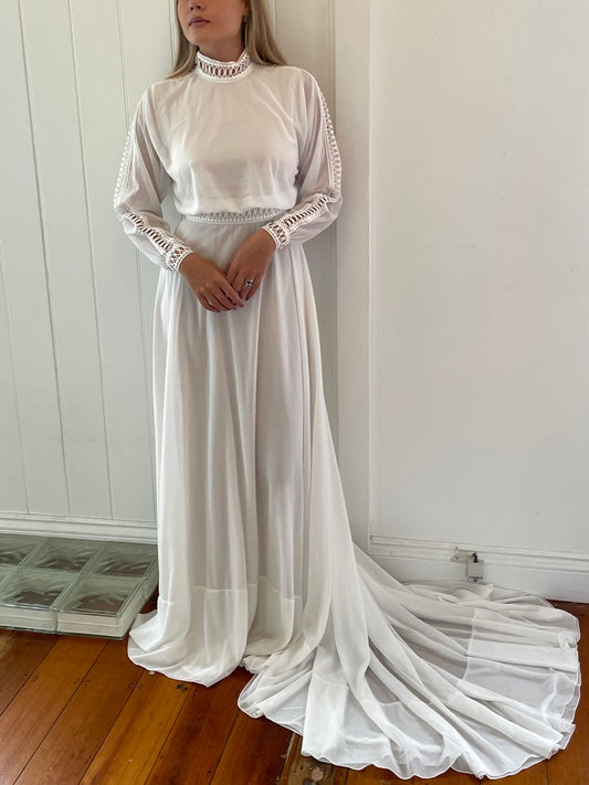 Vintage 70s high neck long sleeve chiffon wedding dress