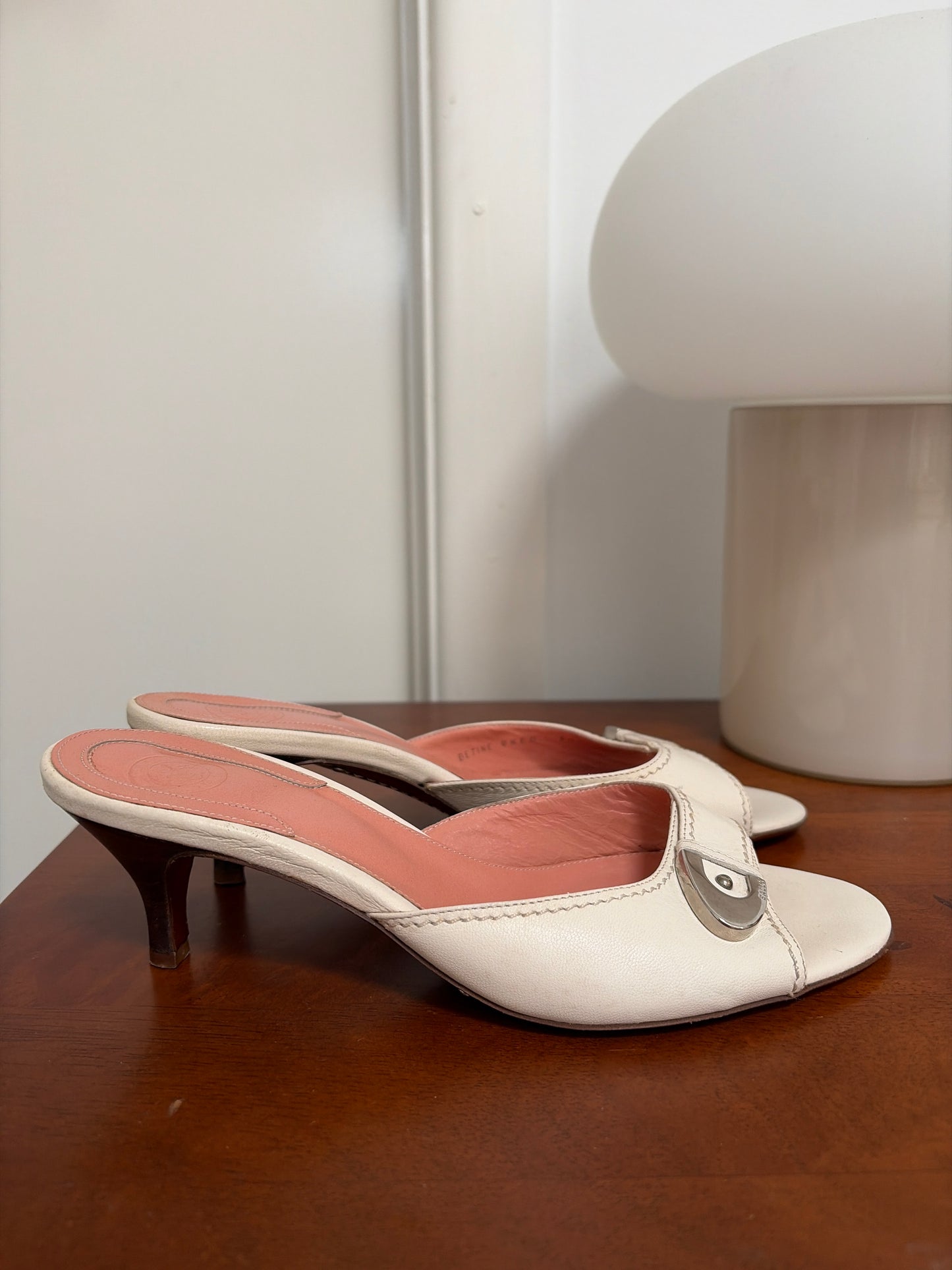 Vintage Bally white mule kitten heels with silver buckle