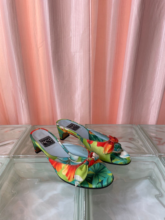 Neo Classique floral kitten heels with bow size 37.5