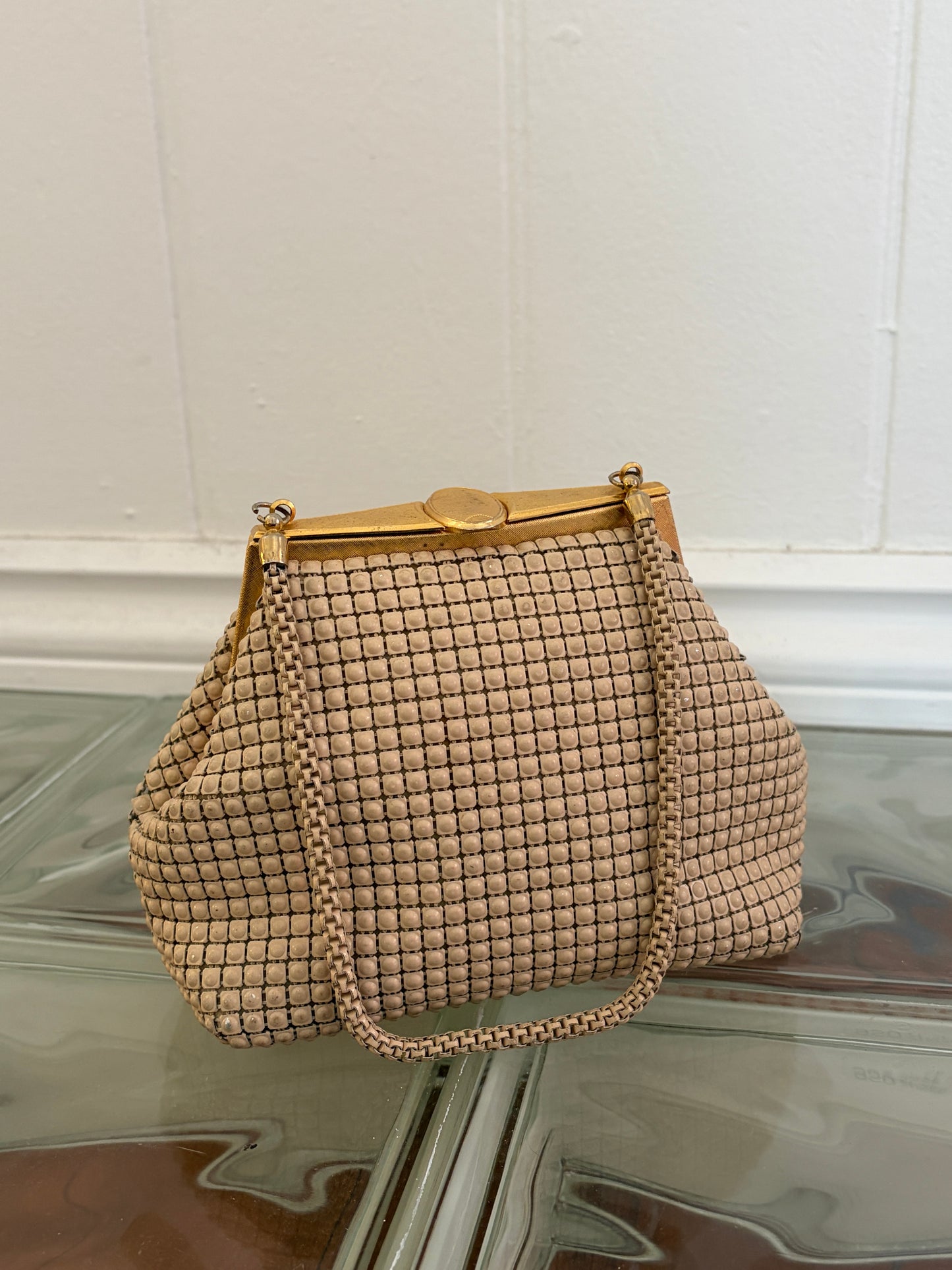Vintage 60s cream mesh top handle bag with gold hardware