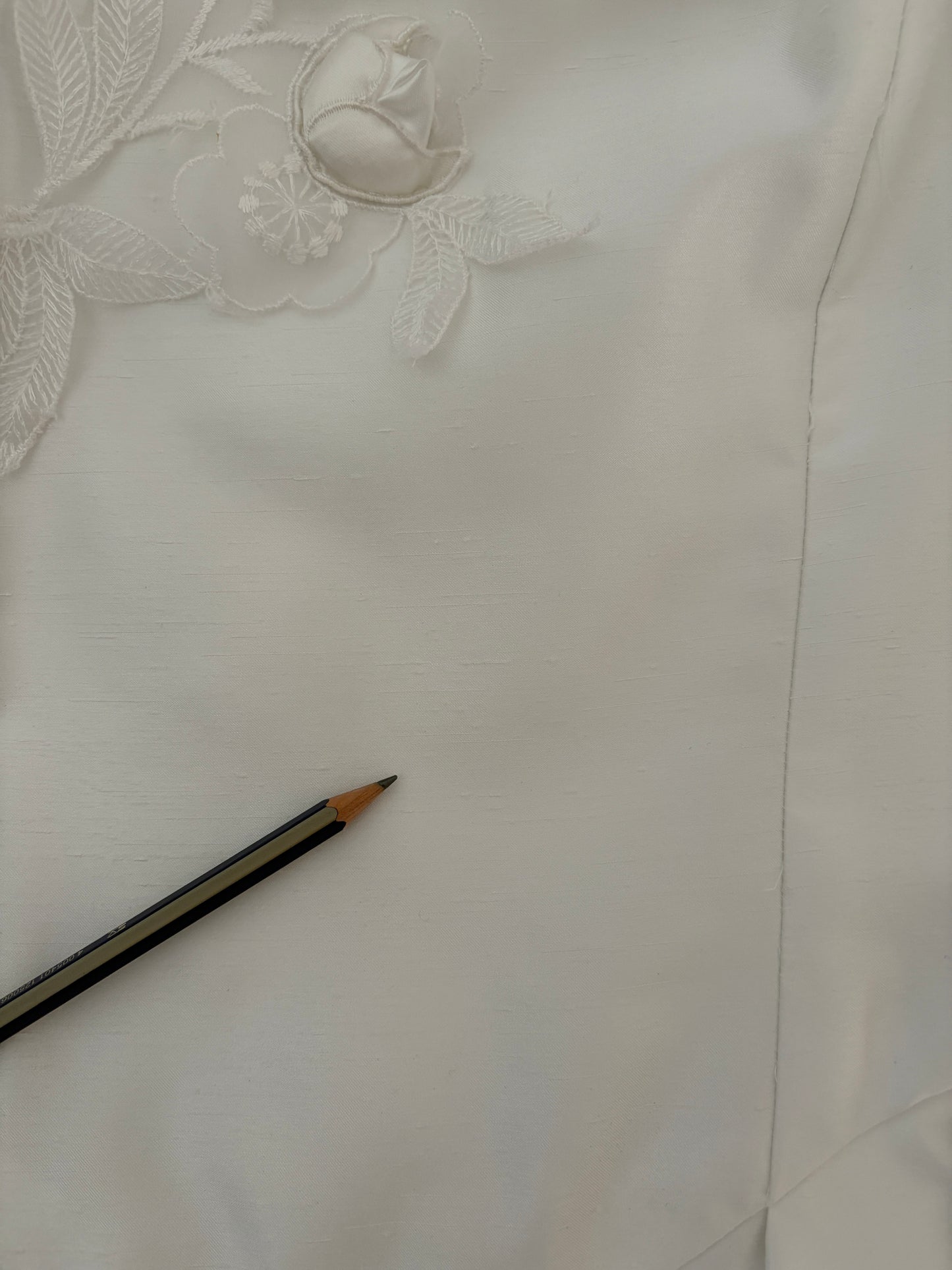 Vintage 90s ivory basque waist puff sleeve wedding gown 3D floral appliqué